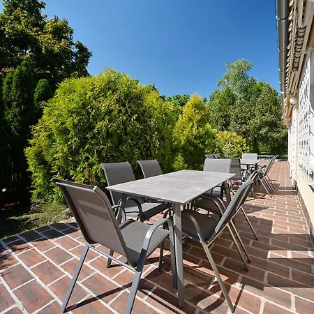 Foevenyes House Grande *